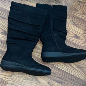 Chic Black Women's Winter Boots